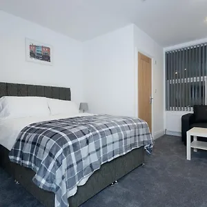 Hillcrest Apartment Leeds (West Yorkshire)